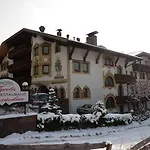Tyrolis