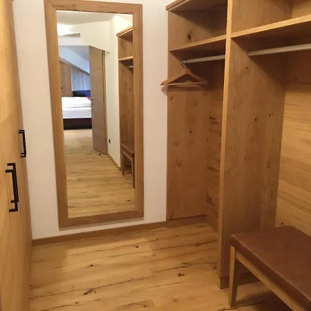 Szálloda Tyrolis 4*