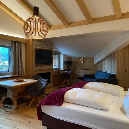 티롤리스 4* 지를