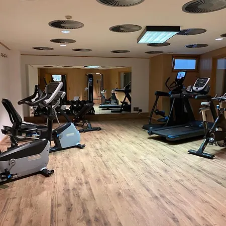 Hotel Tyrolis 4*