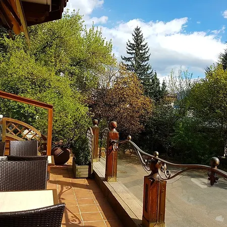 Tyrolis Hotel 4*