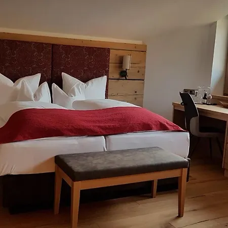Hotel Tyrolis 4*
